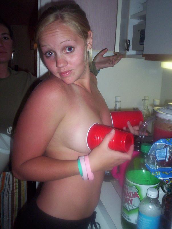 Le Placard (3) : Ma double vie secrète, tromper mon mari en grange pendant l’escalade