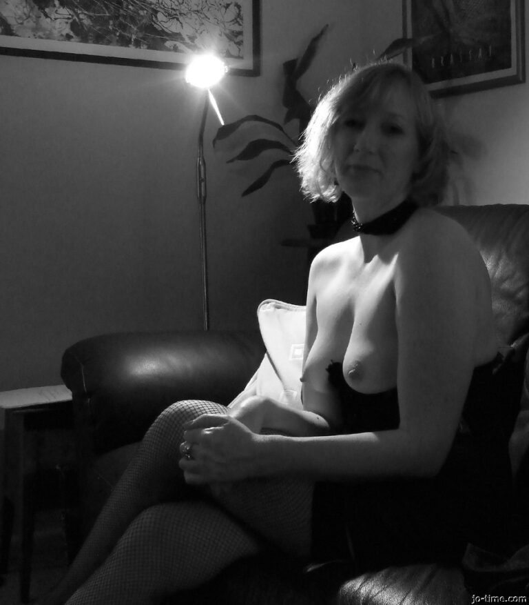 Ma double vie secrète : la baise bestiale avec Olaf de Sinope 6 dans sa épave rouillée