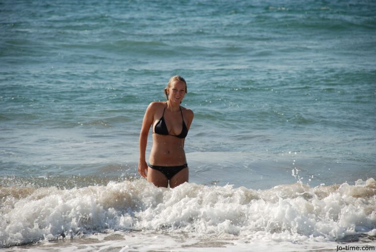 Confession : Ma double vie secrète avec Gani, le jardinier qui me baise comme une chienne