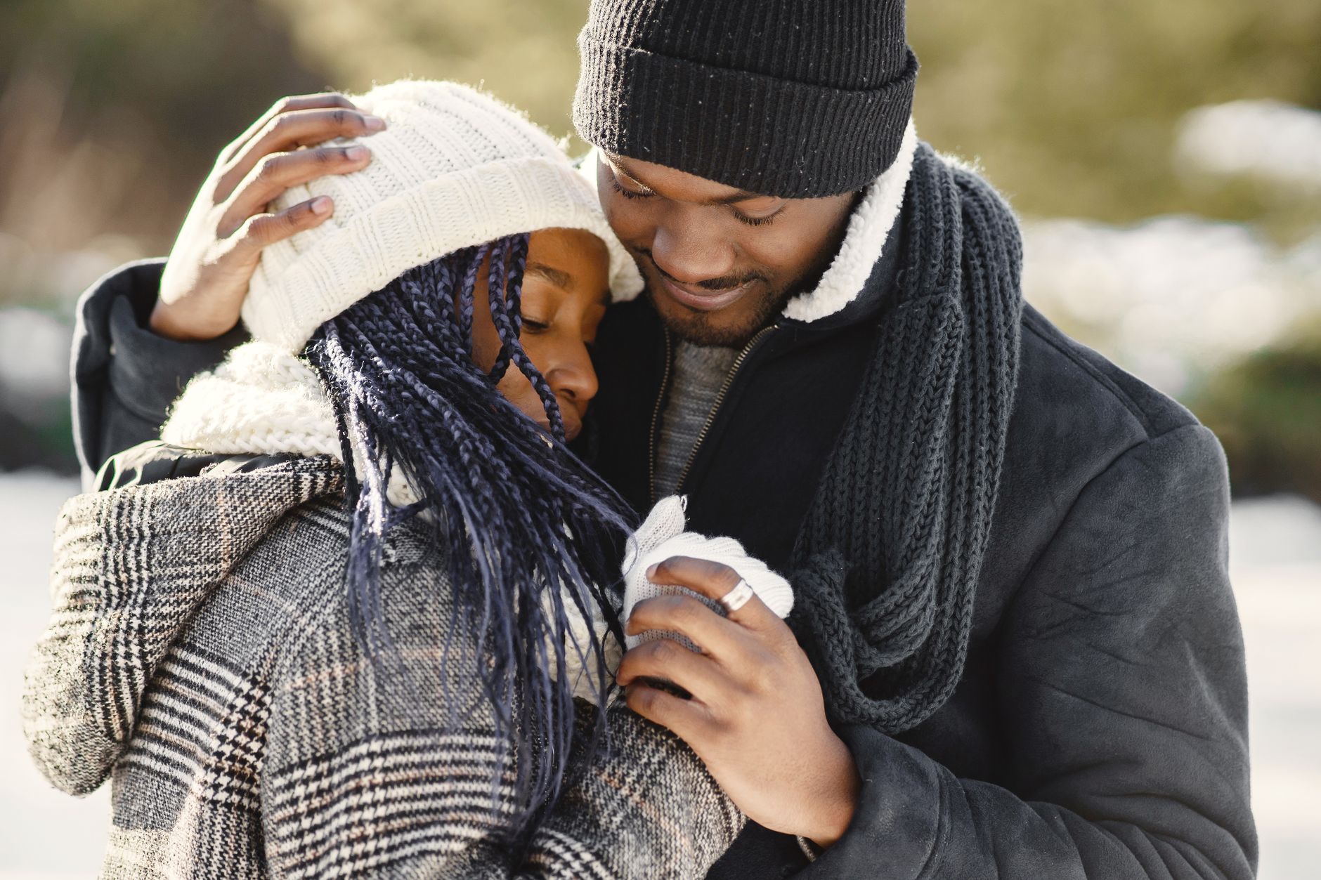 Couple enlacé