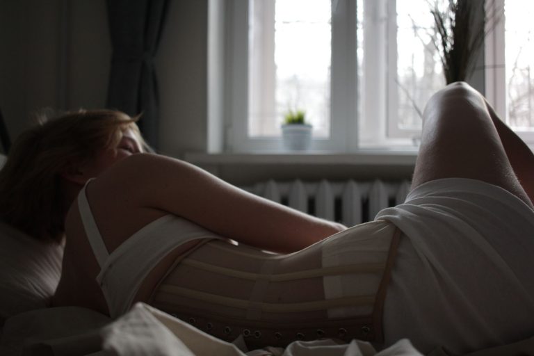Femme en lingerie